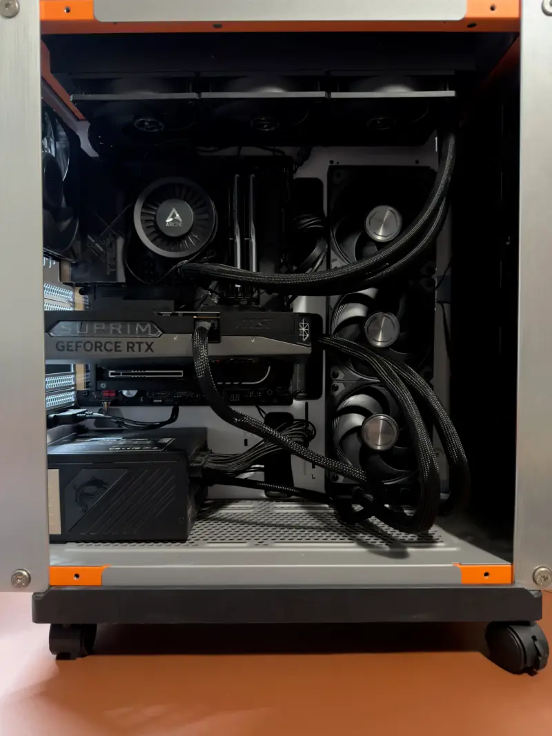 The assembled PC.