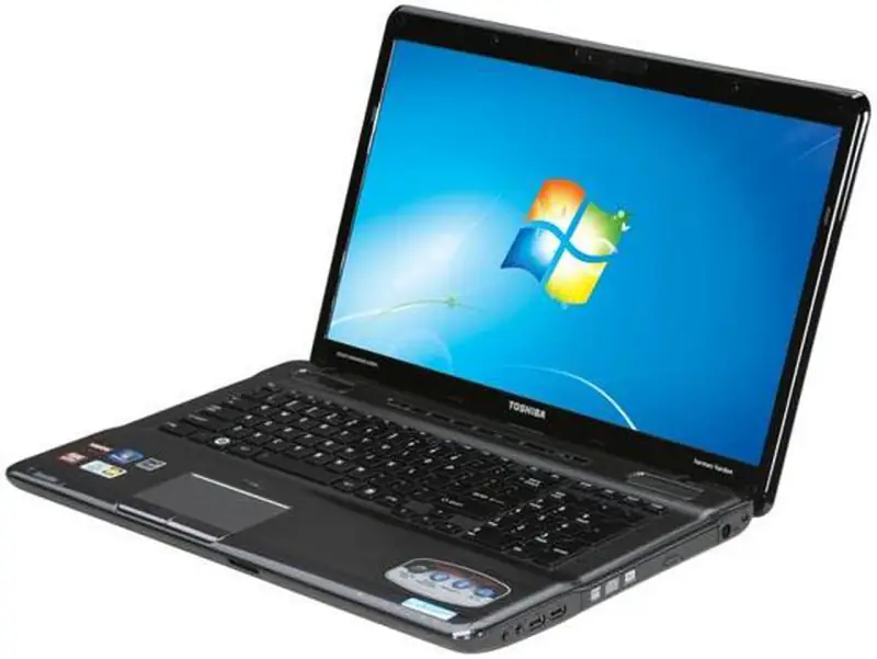 Toshiba Satellite P775D-S7230, open.